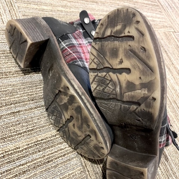 Muk Luks fashion boots - Picture 2 of 2